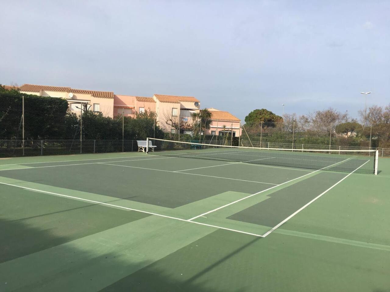 Appartement 4/6 Personnes Plain Pied - 5Min Plage - Piscine En Face Agde Exterior foto